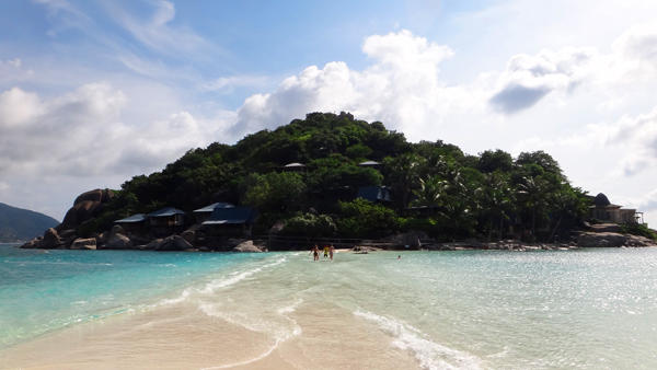Backpacking thailand and laos stop five koh tao