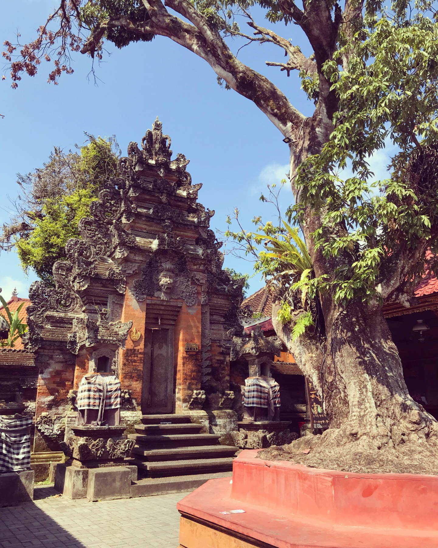 Wanderlust bee - Ubud Bali 