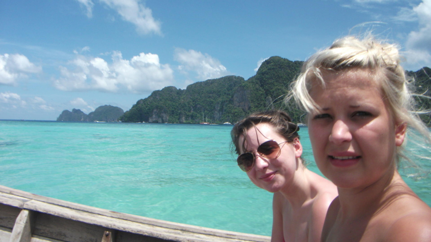 Wanderlustbee backpacking Thailand stop three Koh phi phi