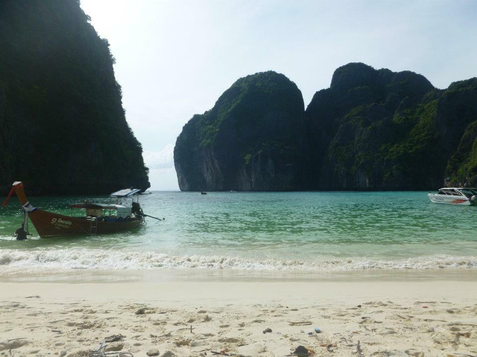 Wanderlustbee backpacking Thailand stop three Koh phi phi