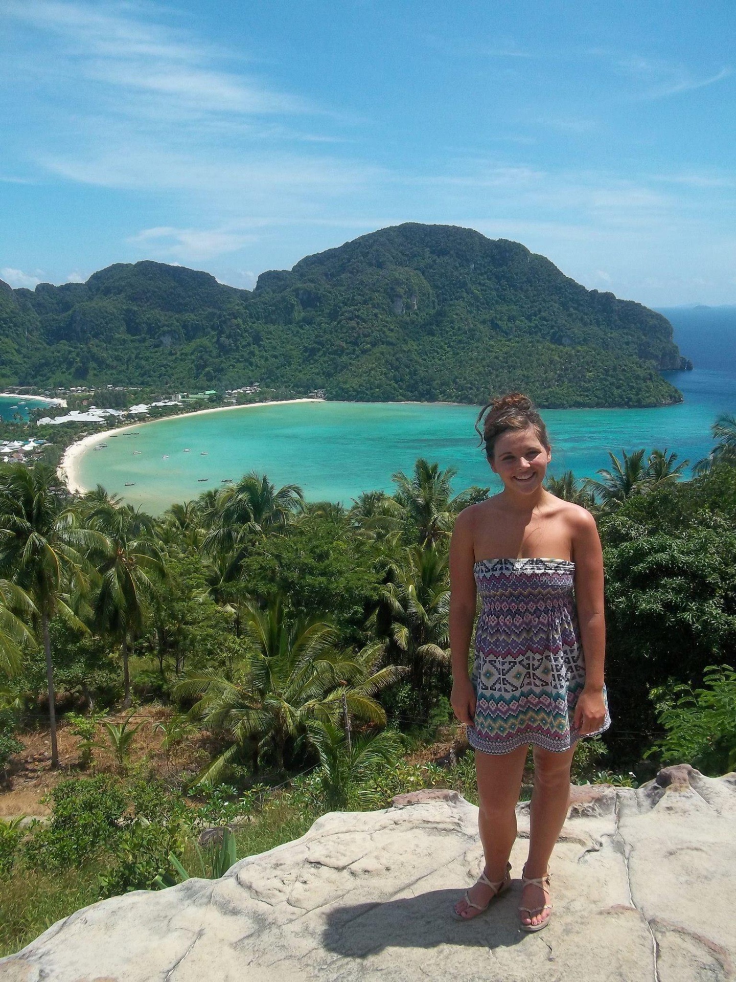 backpacking stop three koh phi phi