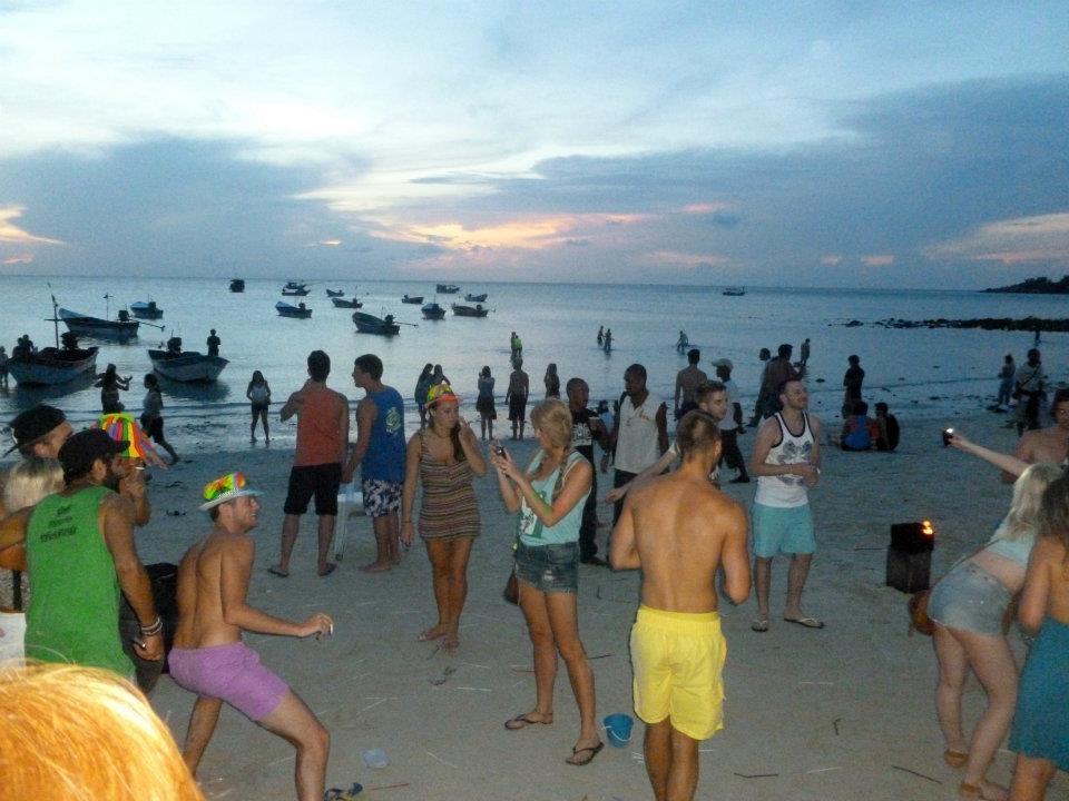 wanderlustbee backpacking thailand stop four koh phangan