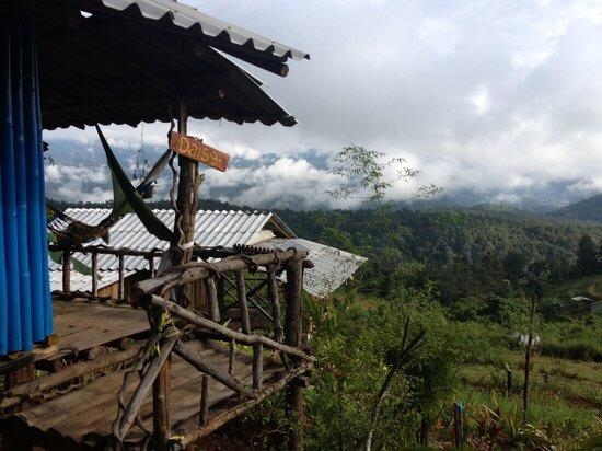 There were little settlements of Thai villages in little patches here and there on the way up.