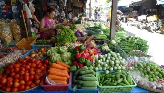 wanderlustbee chiang mai market