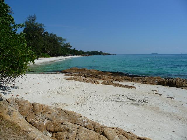 wanderlust bee island hopping Koh Samet