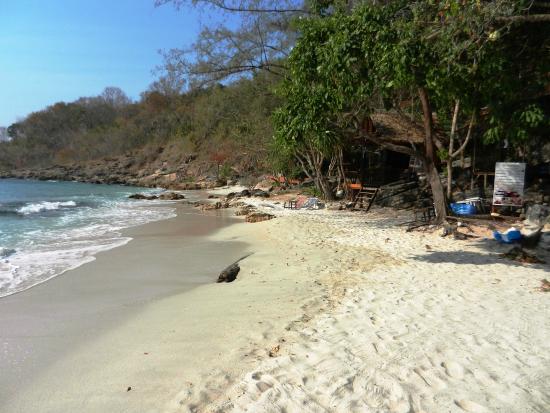 wanderlust bee island hopping Koh Samet