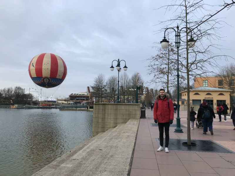 Wanderlust bee - Disneyland, Paris