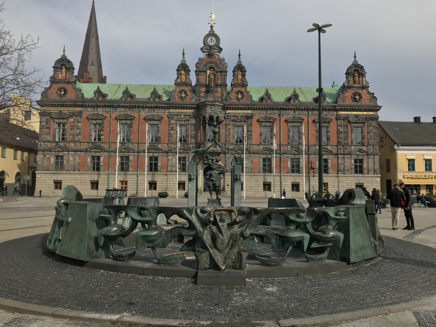 Wanderlust bee - Daytripping to Malmo, Sweden