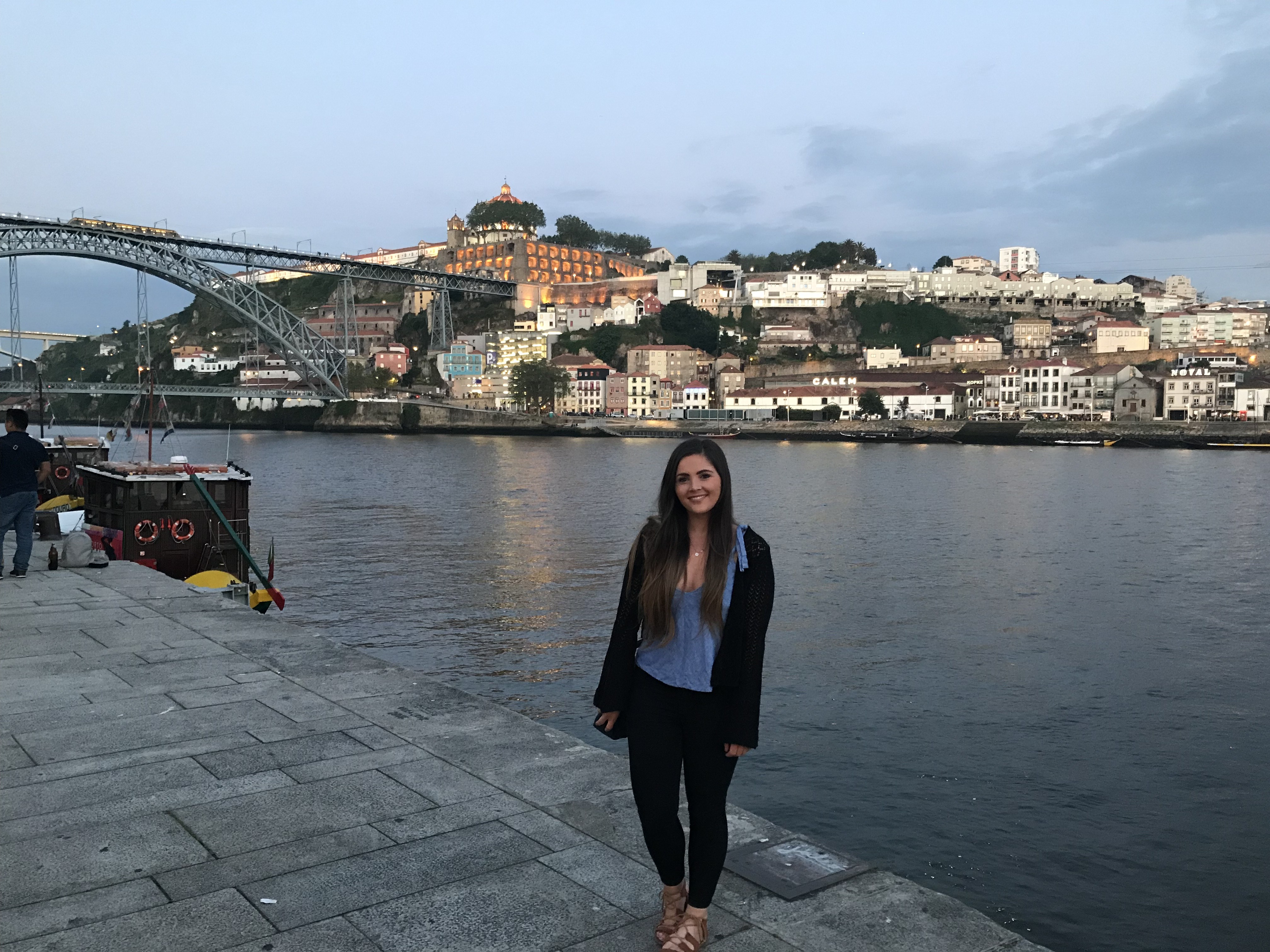 WanderlustBee - Porto, Portugal