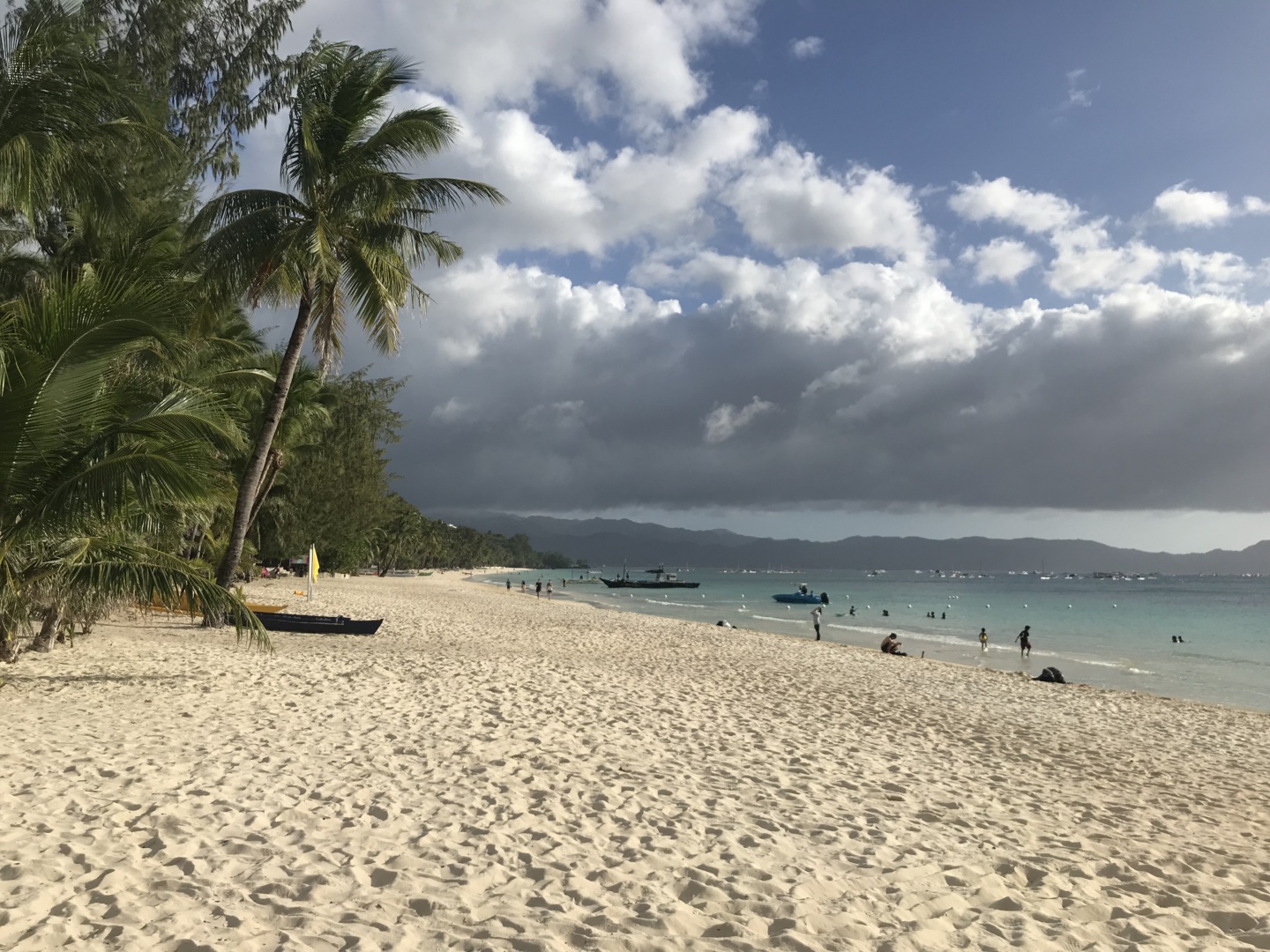 WanderlustBee,- Boracay, Philippines