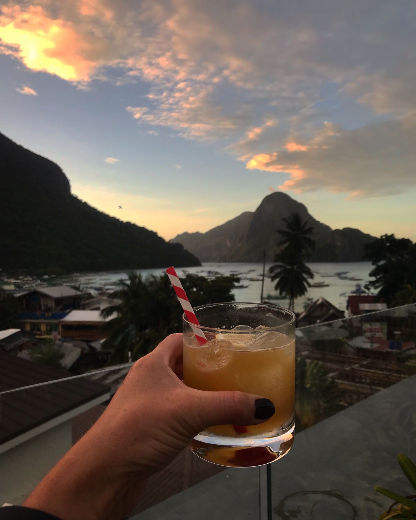 WanderlustBee - El Nido, Palawan, Philippines