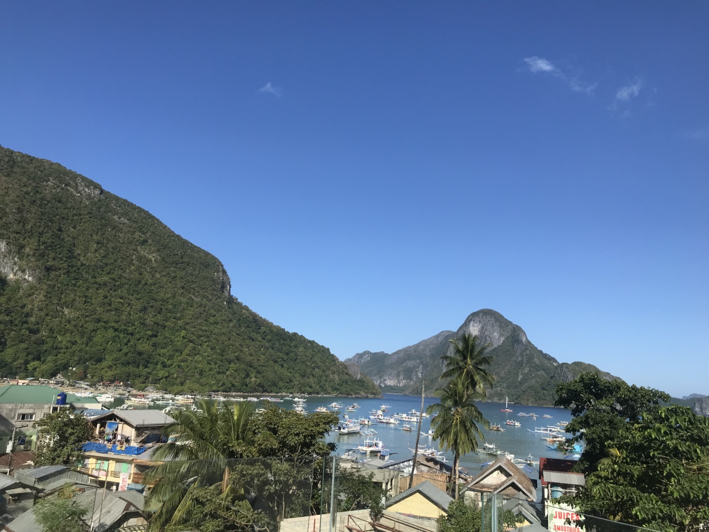 WanderlustBee - El Nido, Palawan, Philippines