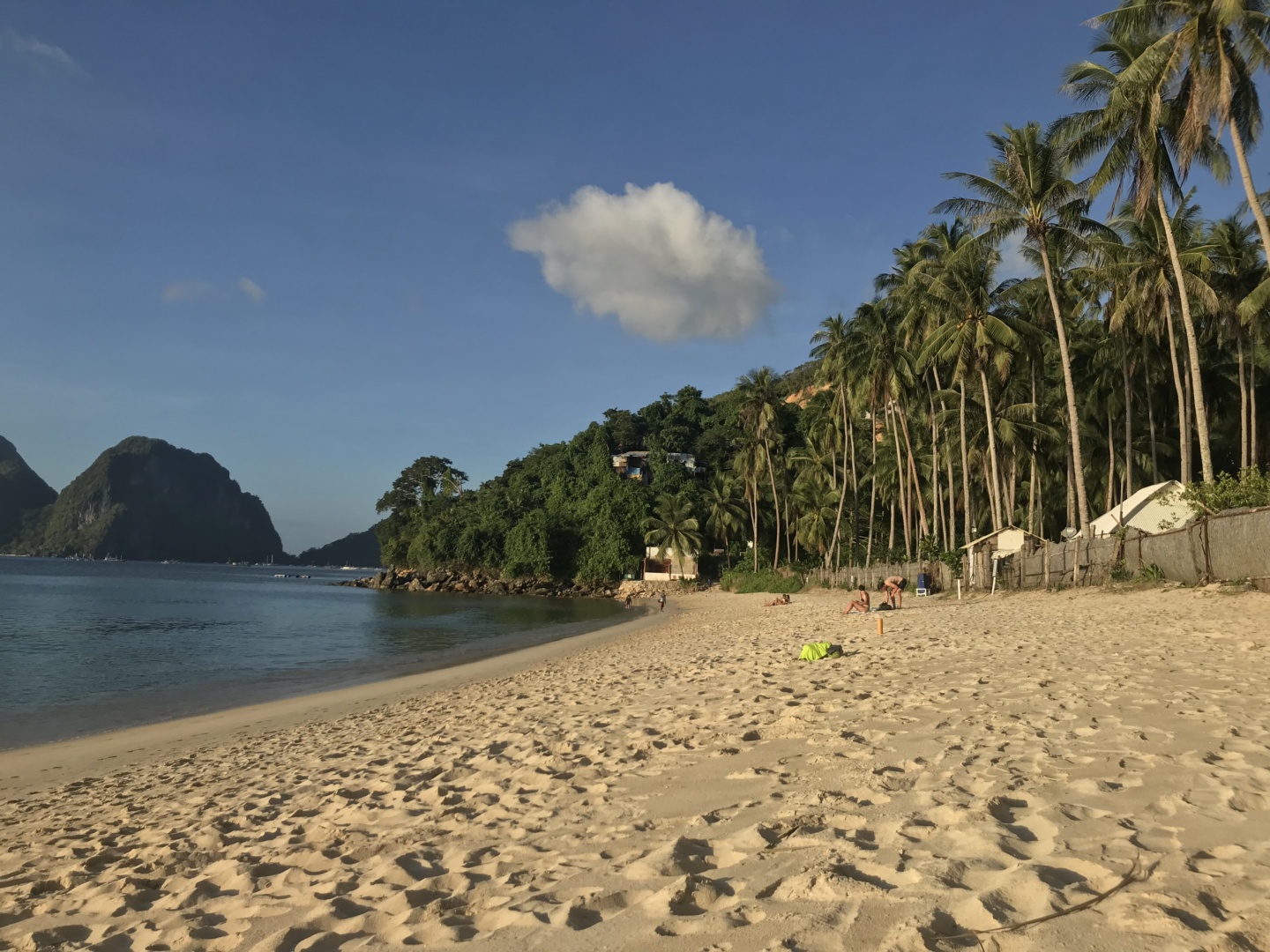 WanderlustBee - El Nido, Palawan, Philippines