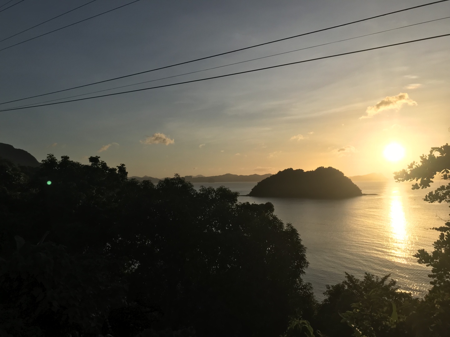 WanderlustBee - El Nido, Palawan, Philippines