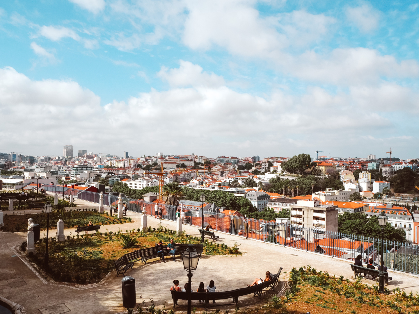 WanderlustBee- Lisbon